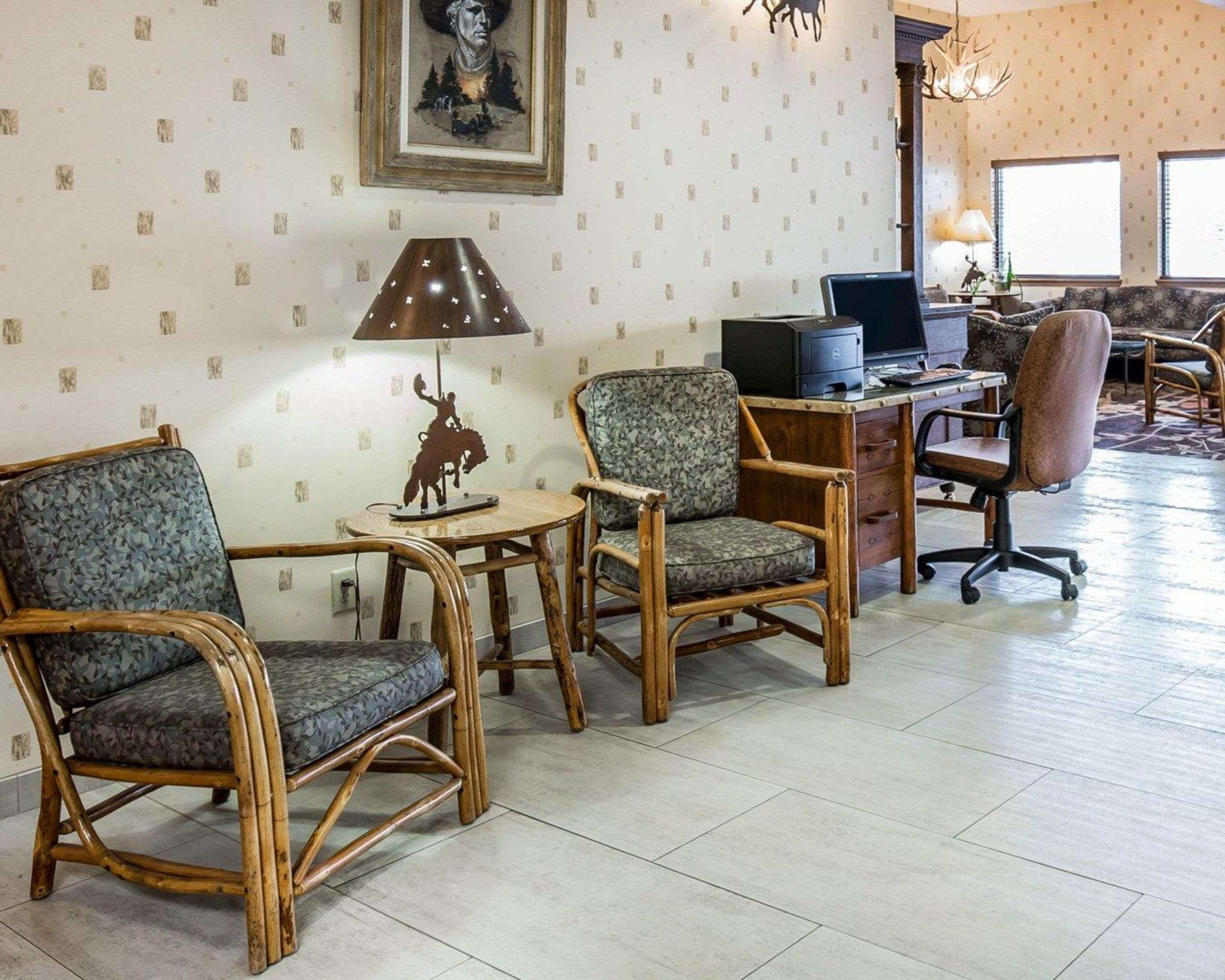 Comfort Inn At Buffalo Bill Village Resort Cody Exterior photo