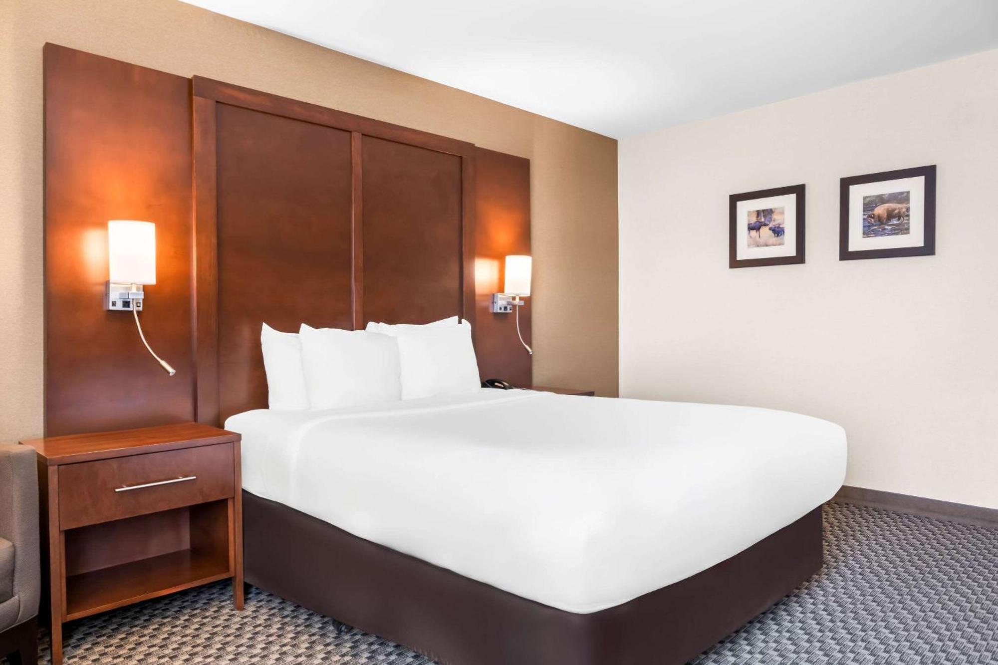 Comfort Inn At Buffalo Bill Village Resort Cody Exterior photo