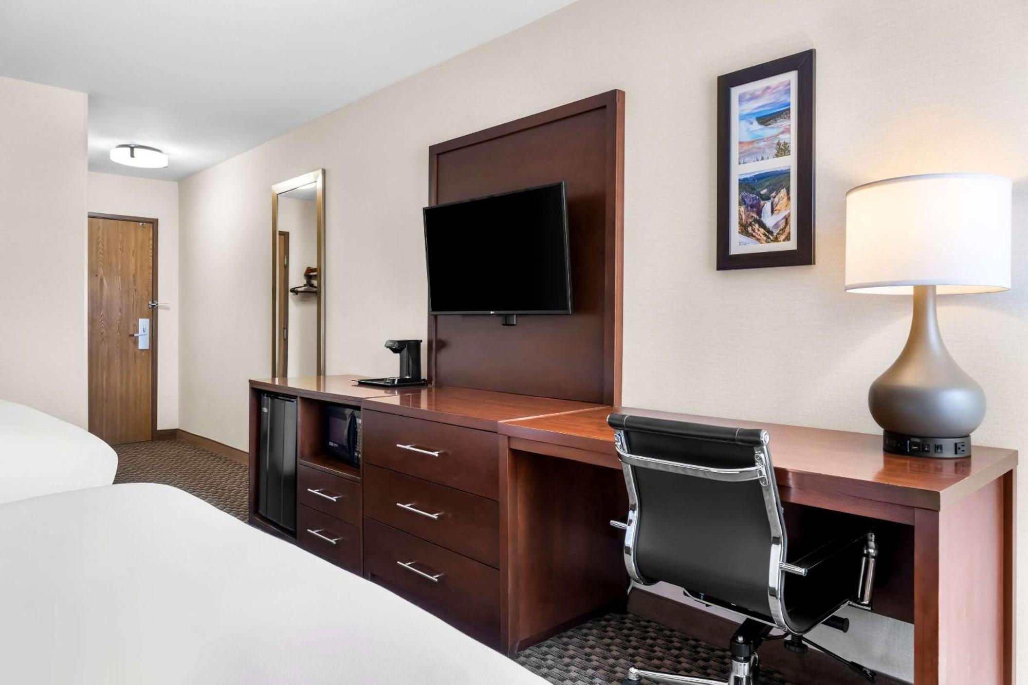 Comfort Inn At Buffalo Bill Village Resort Cody Exterior photo