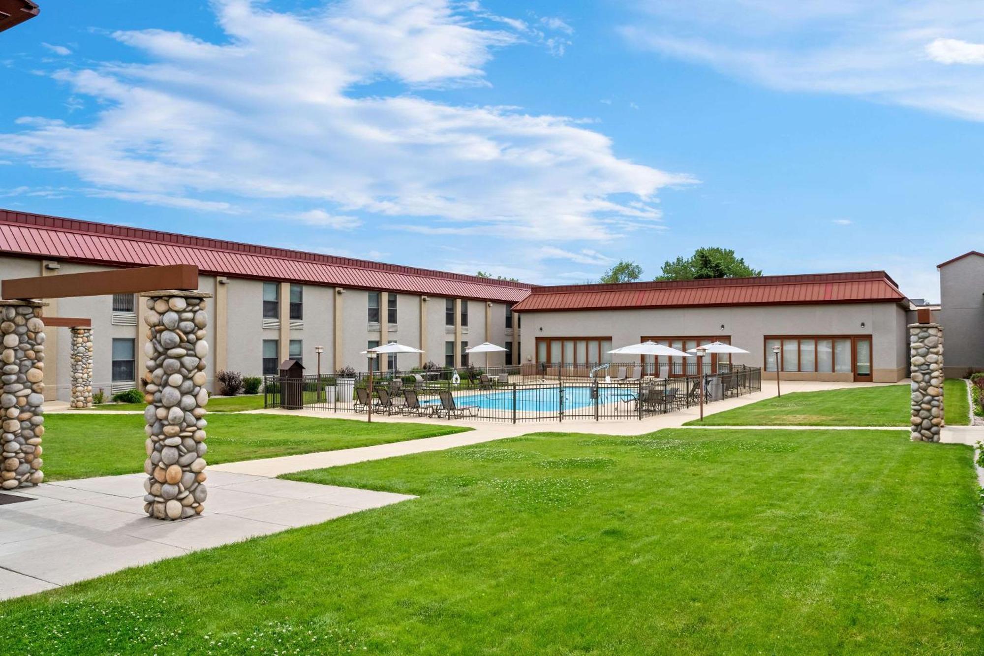 Comfort Inn At Buffalo Bill Village Resort Cody Exterior photo
