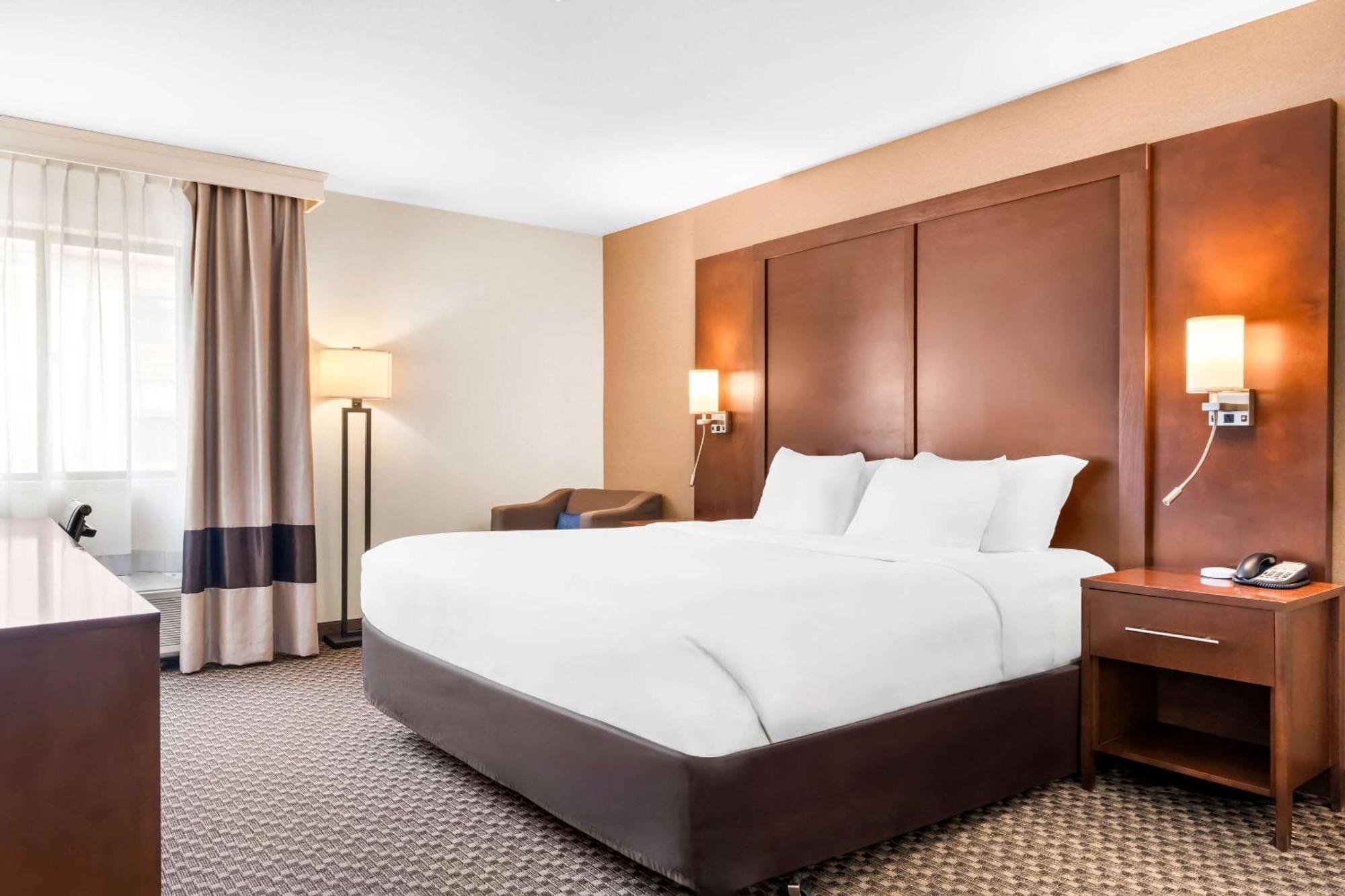 Comfort Inn At Buffalo Bill Village Resort Cody Exterior photo